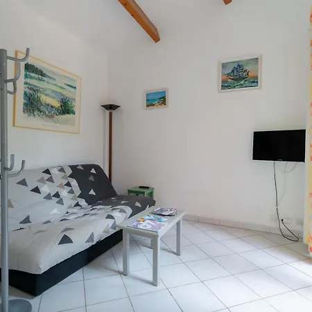 Avec Piscine Partagee * Agde