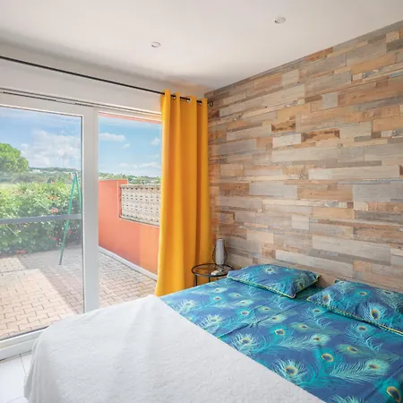 Avec Piscine Partagée *