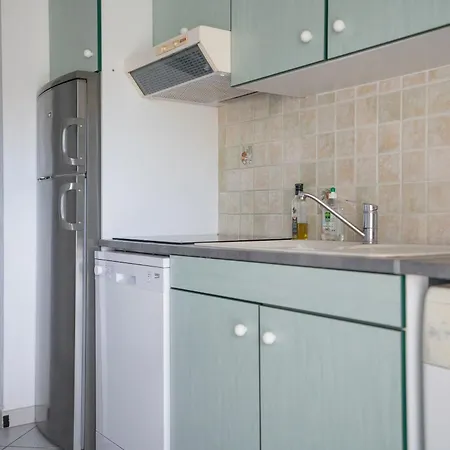 Avec Piscine Partagée Agde