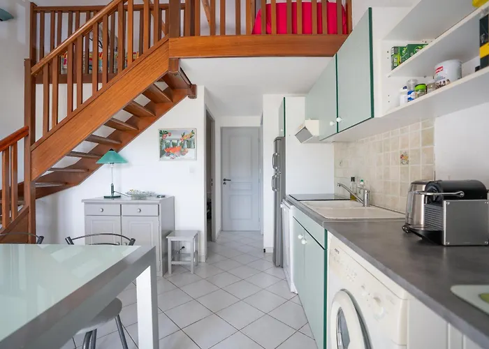 Avec Piscine Partagee Villa *