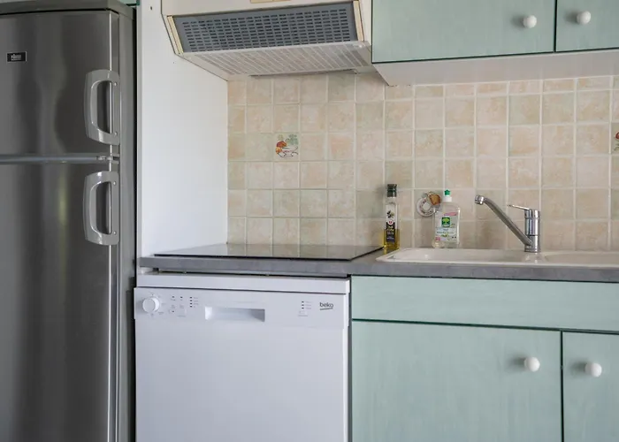 Villa Avec Piscine Partagee *